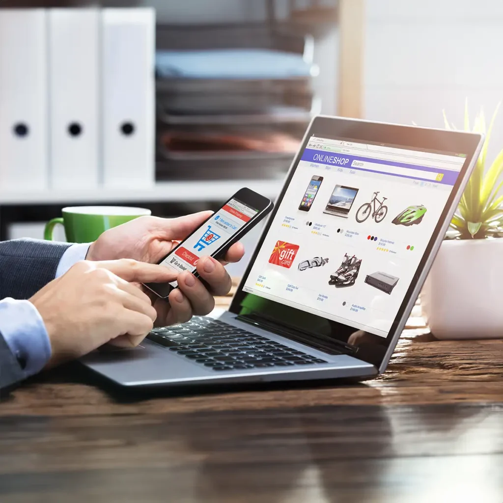 Picture showing website design on both mobile and labtop